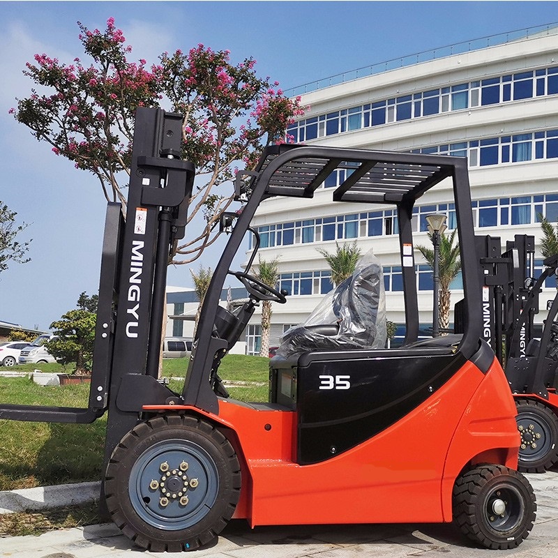 CPC35 Diesel Forklift - advert 3